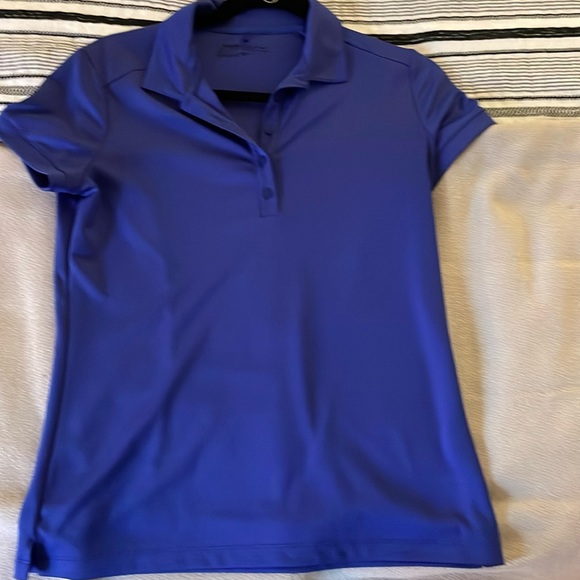 Nike Tops - Nike golf shirt